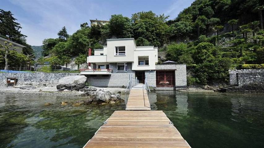 Villa per 10 persone, con vista lago e terrazza nonché piscina e panorama in Lenno (Italia)