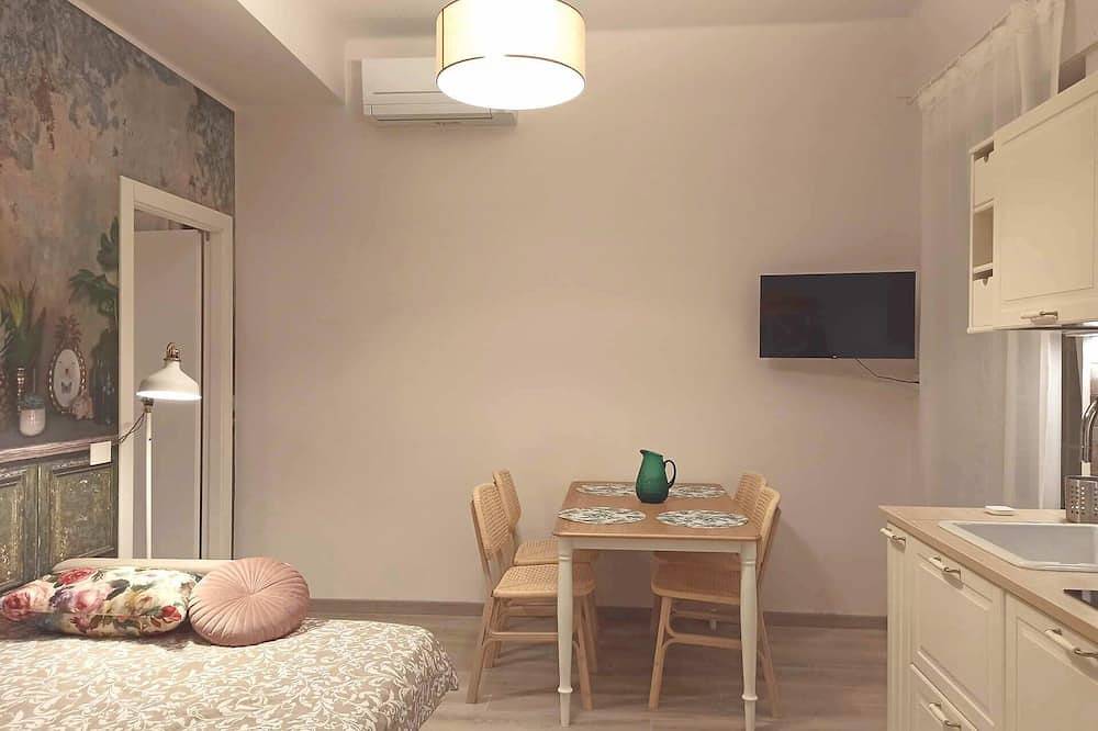 Ganze Wohnung, Apartment 120 mt from the sand in the most desired area of the city in Civitanova Marche, Adriaküste Marken
