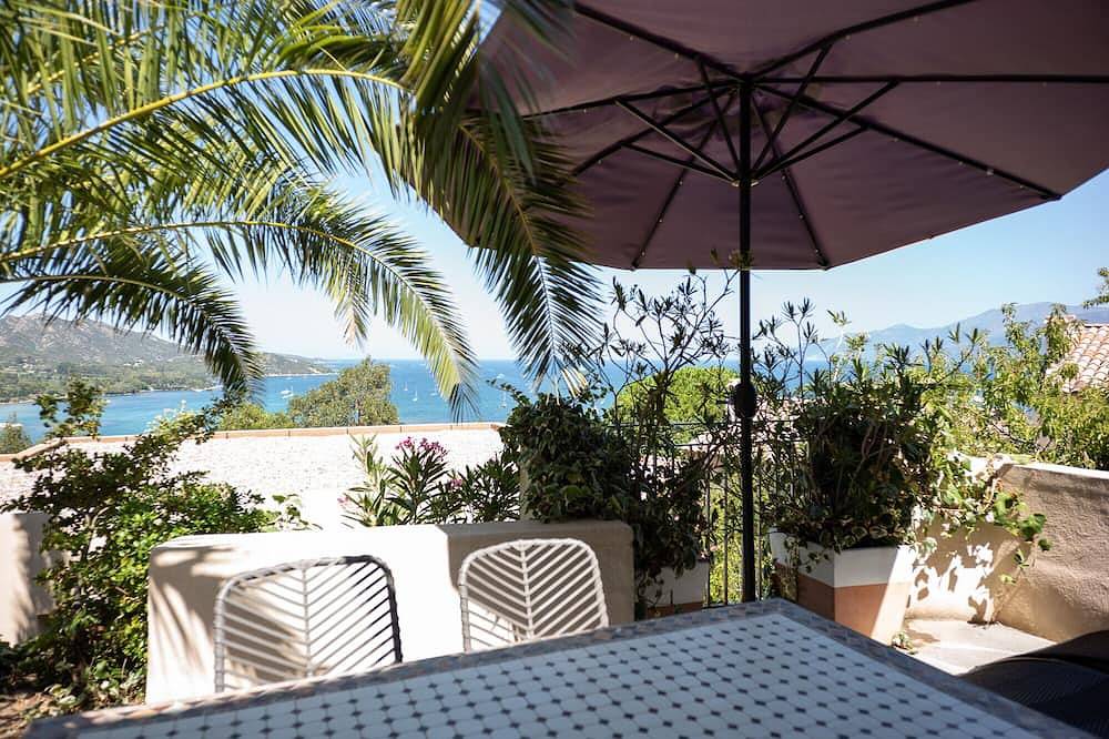 Apartamento entero, Piso / apartamento - 2 cuartos - 4/5   Personas in Saint-Florent, Region de Calvi