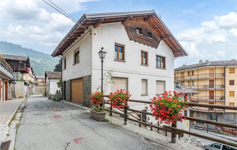 Location de vacances pour 6 personnes, avec Terrasse dans Brusson
