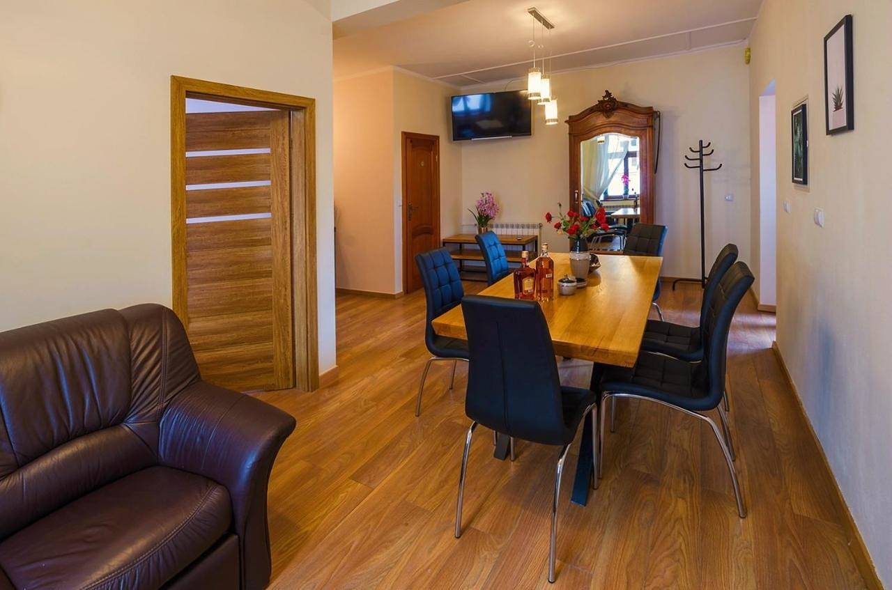 Cały apartament, Two-Bedroom Apartment in Wadowice, Małopolska