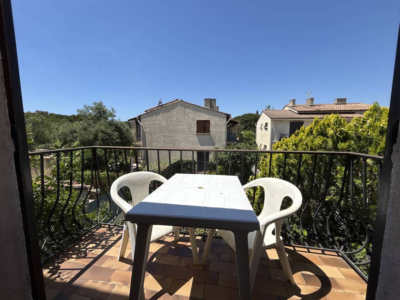 Ganze Wohnung, Studio zu vermieten, Schritte vom Strand mit Parkplatz - La Londe-les-Maures in La Londe-les-Maures, Parc national Port-Cros