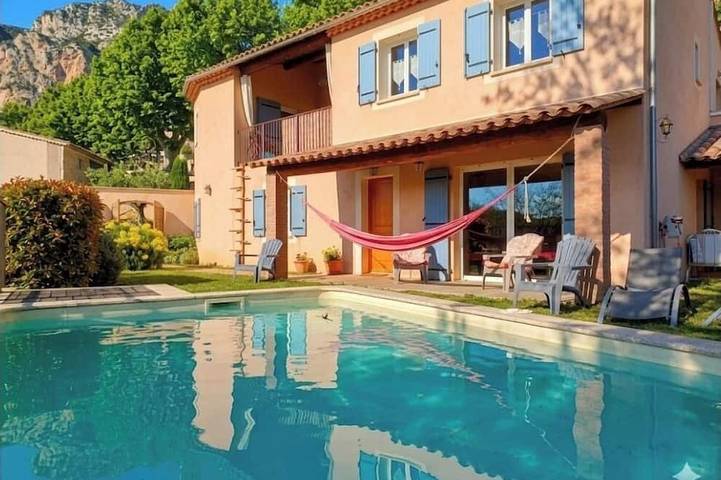 Villa pour 8 personnes, avec Terrasse et Jardin dans les Gorges du Verdon