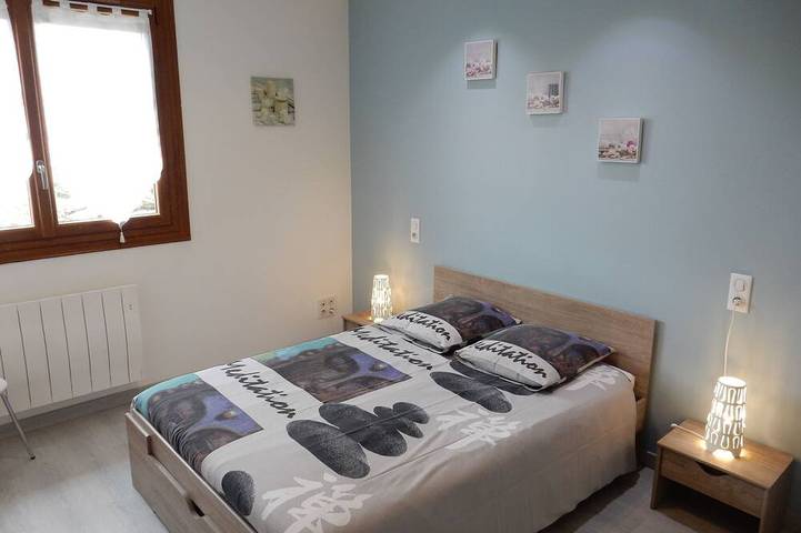 Location de vacances pour 6 personnes, avec jardin à Périgny - 2