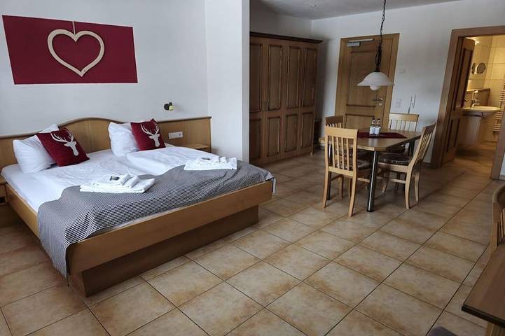 Ferienwohnung für 2 Personen, mit Terrasse und Garten sowie Sauna in Rieden - 2