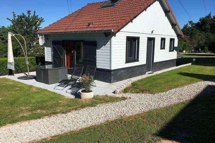 Ferienhaus für 4 Personen, mit Whirlpool und Terrasse sowie Garten und Sauna in Corcieux
