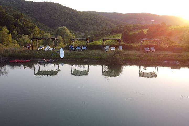 Agriturismo per 4 persone, con giardino in Radda in Chianti
