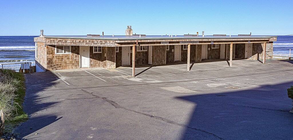 Ganze Wohnung, Brandneu!! Am Strand, Strand vor Ort, Kamin, Whirlpool (ehemals: Seashells) in Lincoln City, Devils Lake (OR)