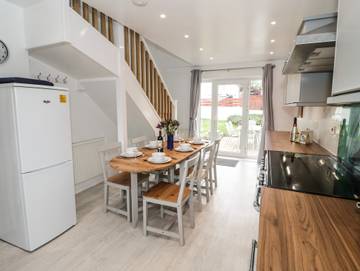 Cottage for 6 People in Benllech, Isle of Anglesey, Photo 4