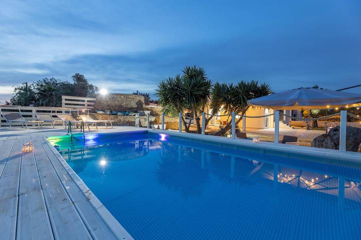 Villa pour 8 personnes, avec balcon/terrasse - 1