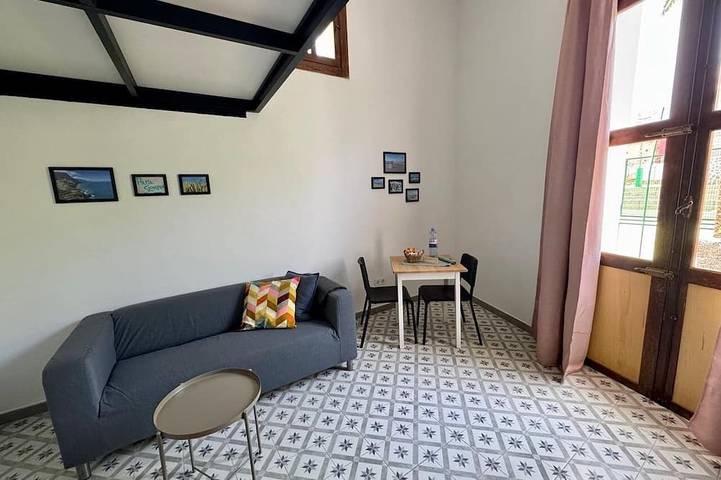 Apartamento entero, Estudio-Baño privado-Vista al Jardín in Ingenio, Gran Canaria Este