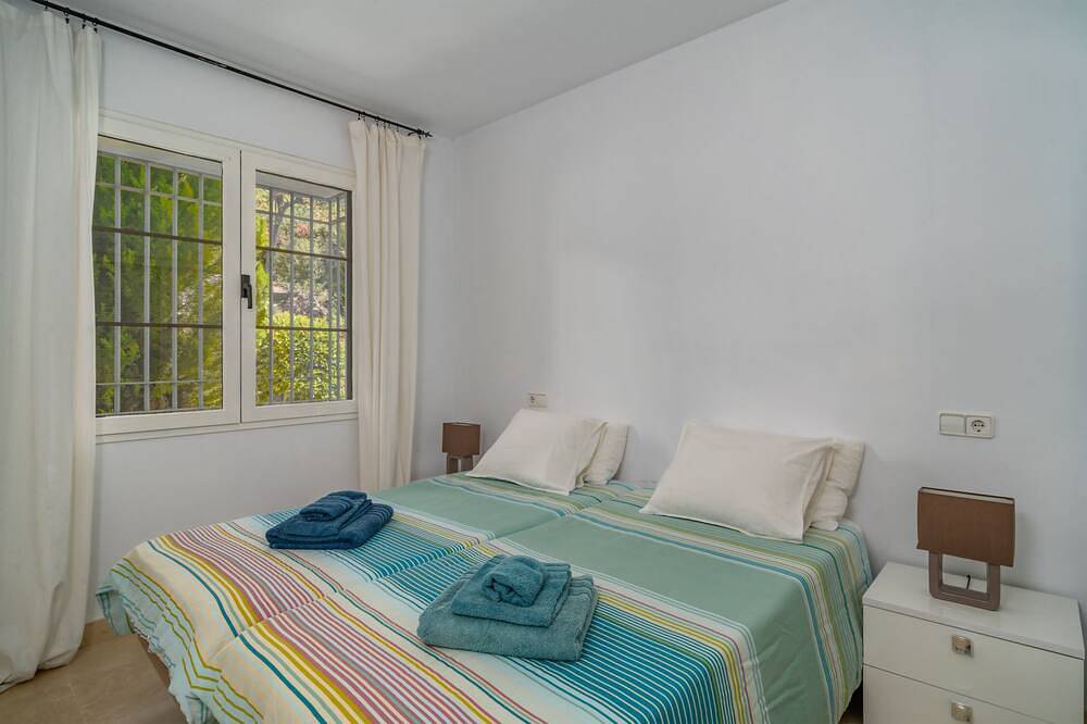 Entire apartment, Los Arqueros Golf Views by Lica Homes in Los Arqueros Golf and Country Club, Benahavís