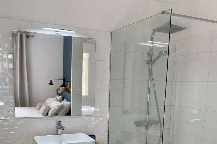 Gîte pour 2 personnes, avec jacuzzi et jardin à Martignargues - 4