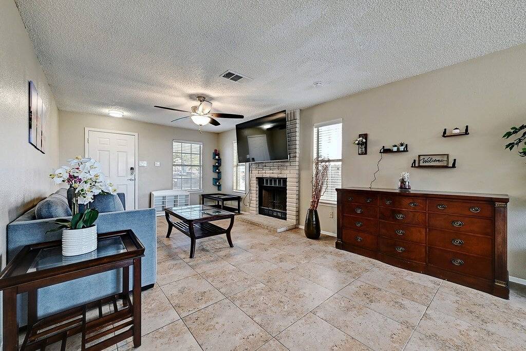 Modern Pflugerville Home Near Austin and Tech Hub in Pflugerville, Travis County