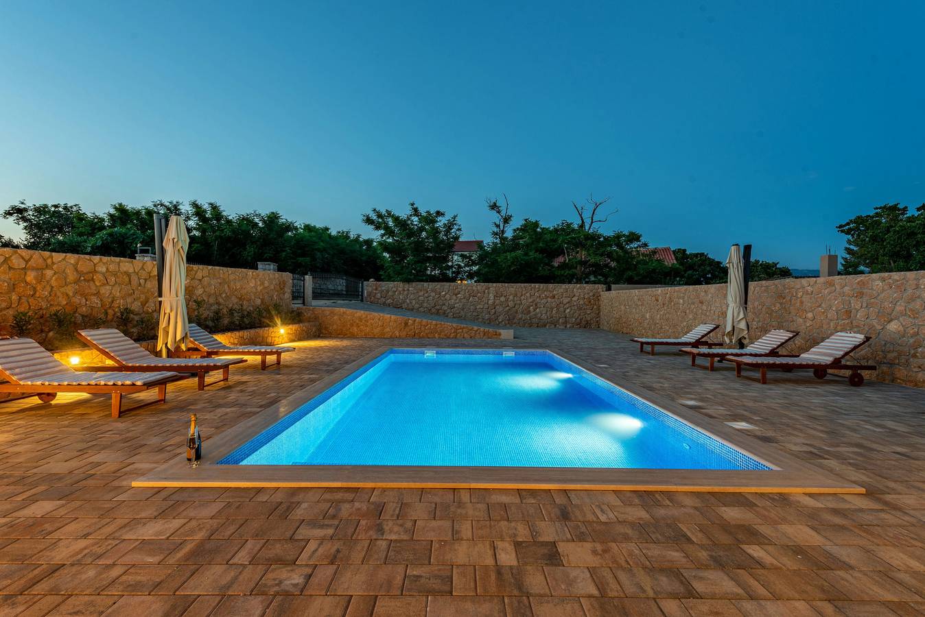 Villa Vidasovi dvori Zadarvillas in Novalja, Pag Island