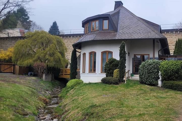 Ferienhaus für 6 Personen, mit Terrasse und Garten