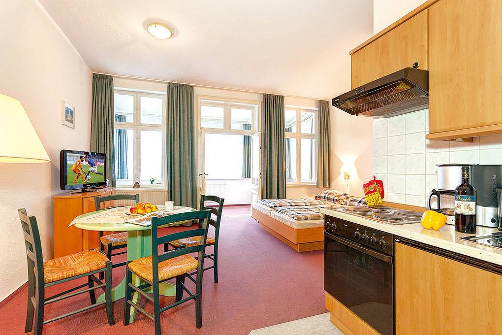 Geheel vakantieappartement, Vakantieappartement voor 4 personen met tuin in Sellin, Rügen