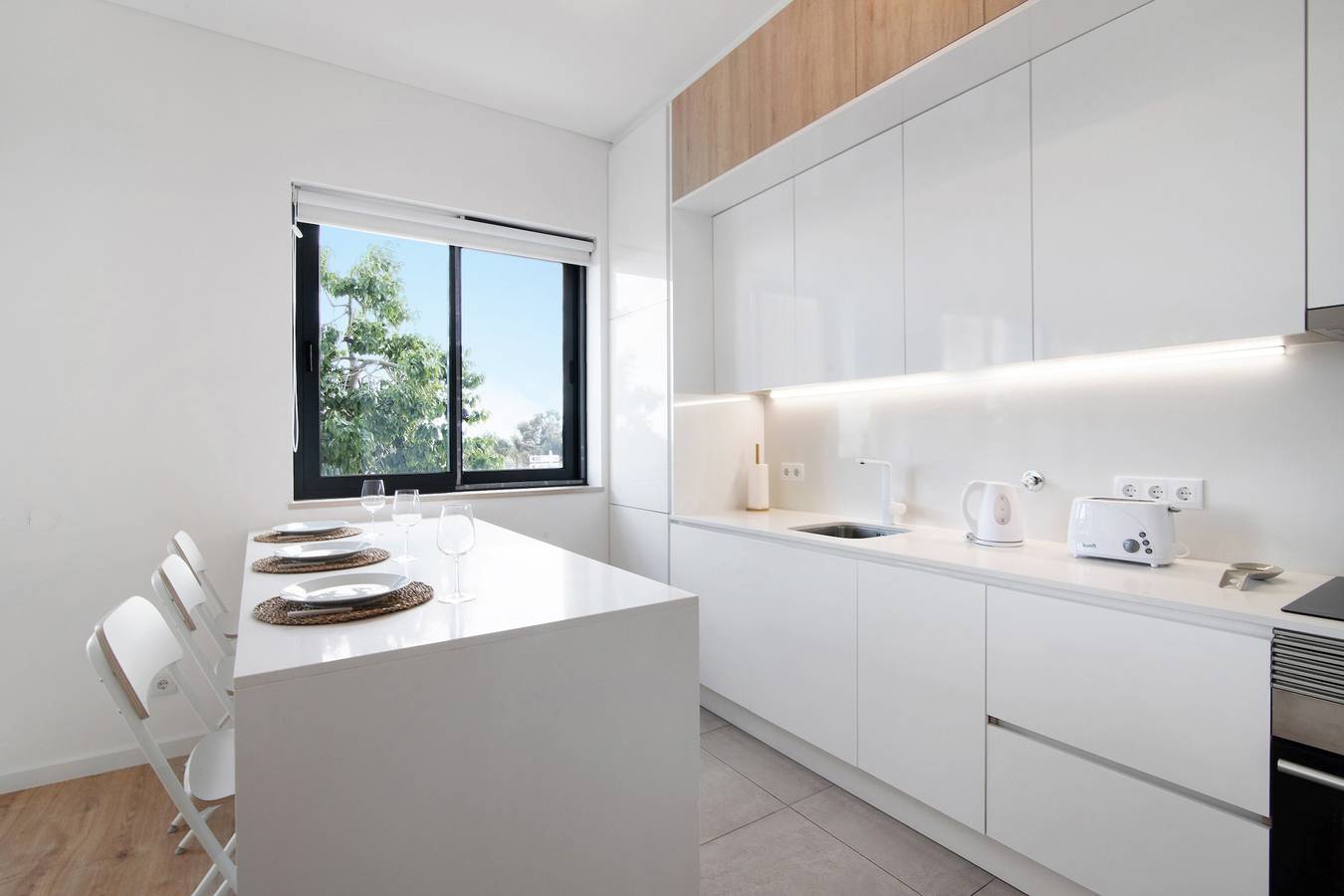 Appartement "Formosa Home" met Uitzicht op het Meer, Balkon & Wi-Fi, foto 8