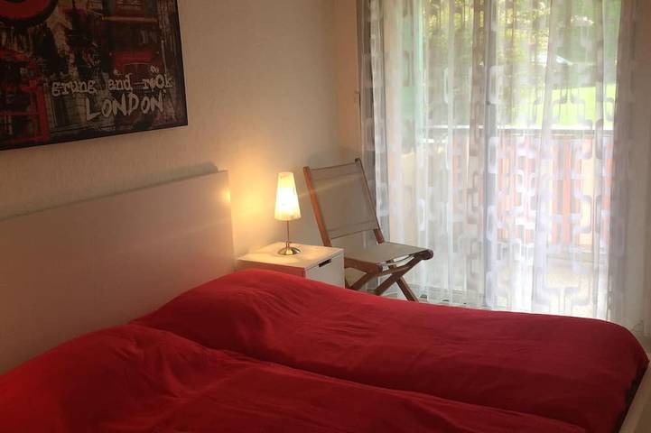 Appartement entier, Appartement spacieux, calme et climatisé avec grande piscine, proche de Cannes. in Mandelieu-la-Napoule, Massif de l'Esterel
