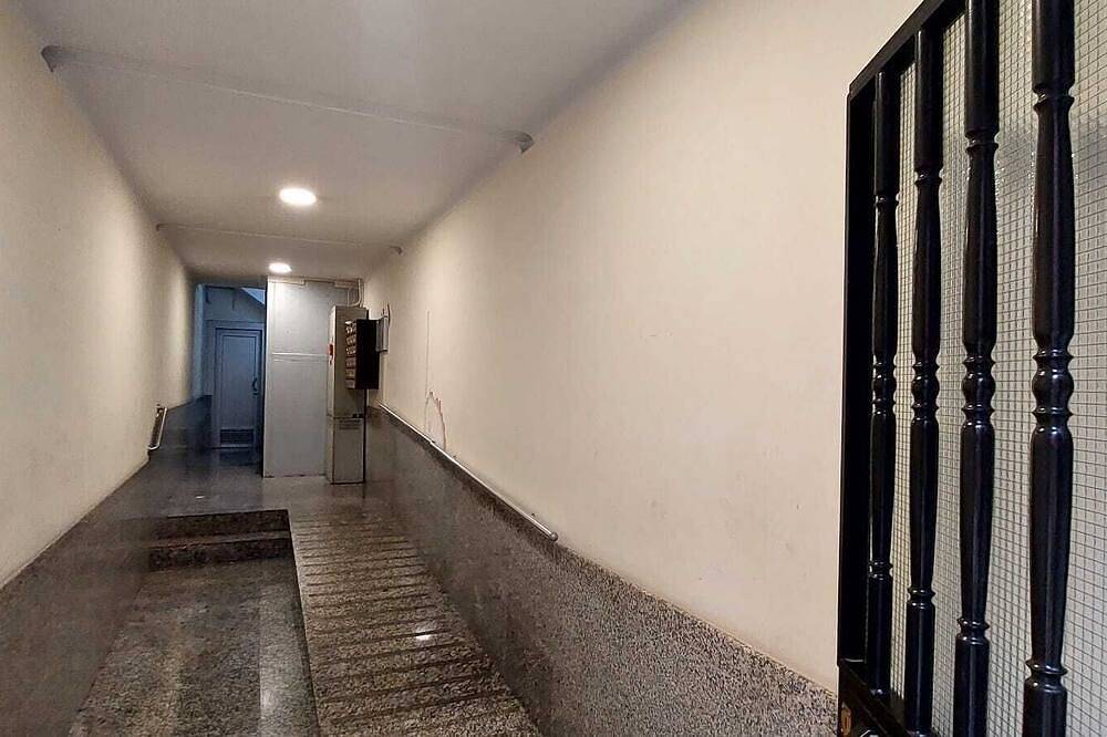 Entire apartment, Bravaholidays-831-fabra. Muy Céntrico, Moderno y Bien Equipado. Aire y Wifi in Santa Coloma de Gramenet, Barcelonès