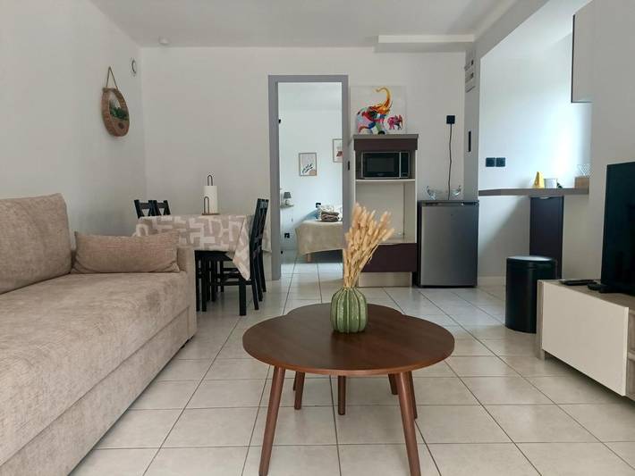 Apartamento de vacaciones para 4 personas, con terraza y jardín - 1