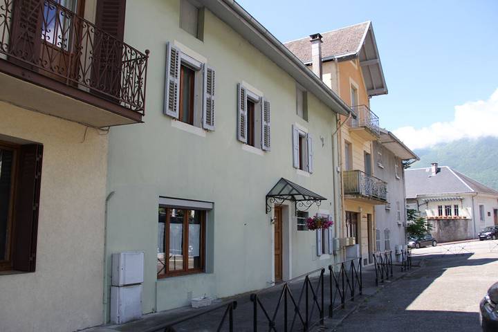 Chambre d’hôte pour 2 personnes, avec balcon dans Parc naturel régional du Massif des Bauges - 2