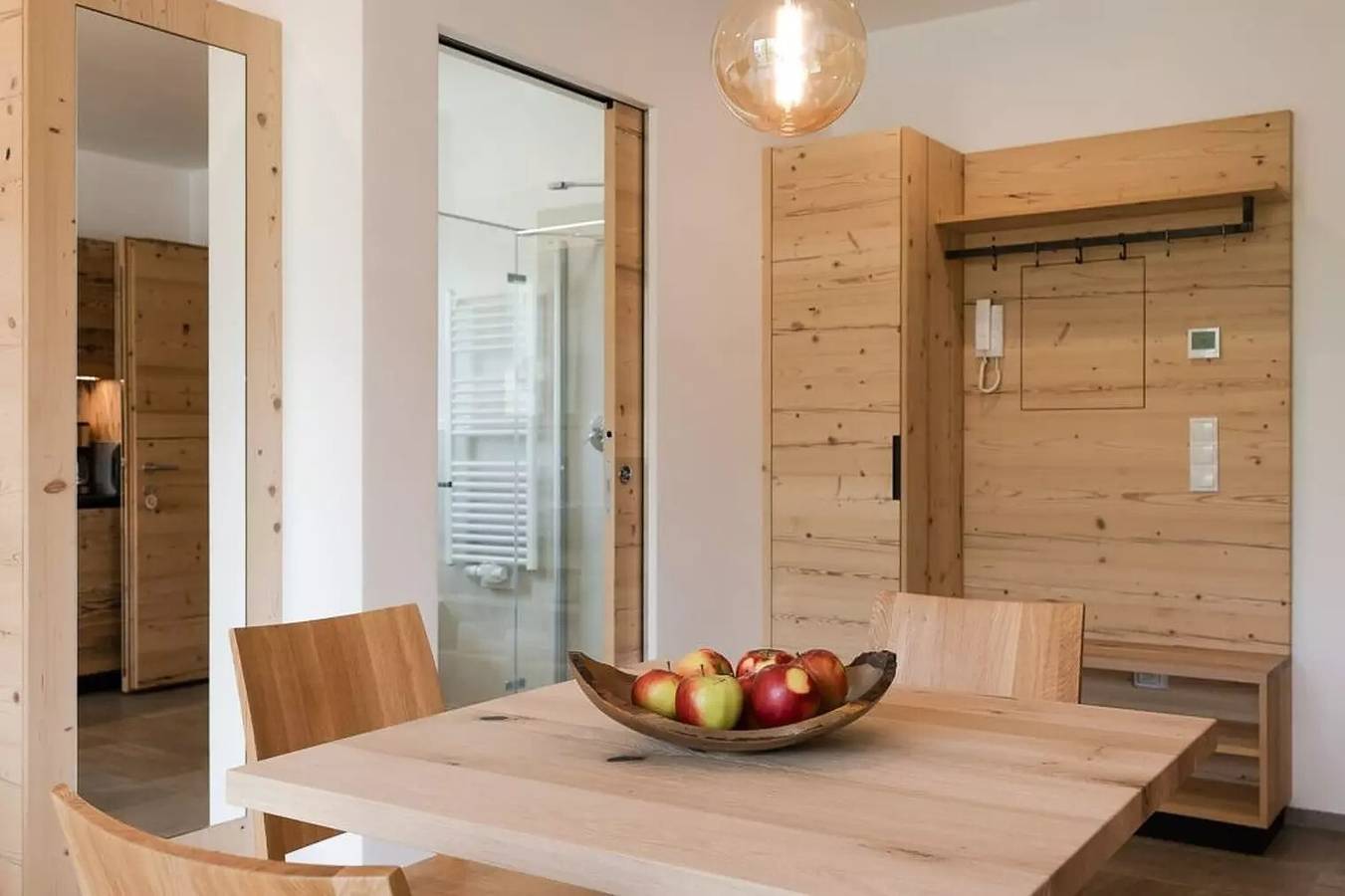 Ganze Wohnung, Ferienwohnung 'Natur Suite Edelweisshof Ferdi' mit Bergblick, Garten & Wlan in Gufidaun, Klausen