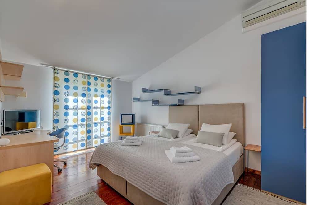 Heni Villa with large garden and amazing views in Klis, Split-Dalmatien