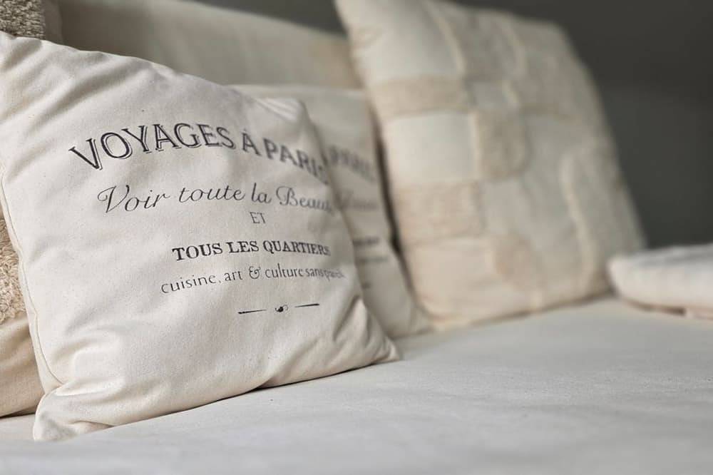 Finnenhütte \"Mh77\" - Renovierte Finnenhütte direkt an der Düne, ca. 80 m bis zur in Markgrafenheide, Rostock