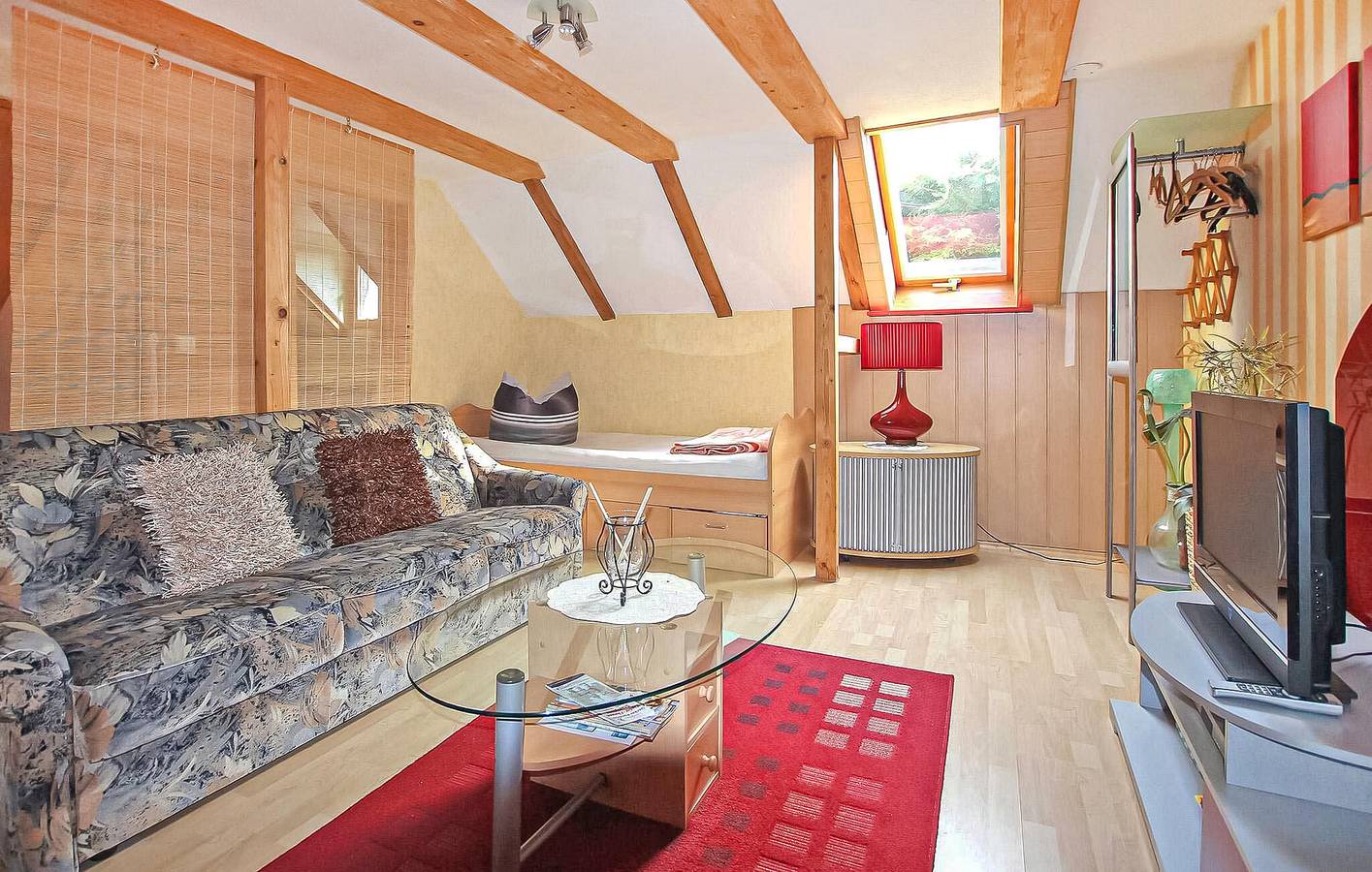 Ganze Ferienwohnung, Modernes Appartement mit Parkplatz, Küche & Internet bei Meiersberg in Meiersberg, Stettiner Haff
