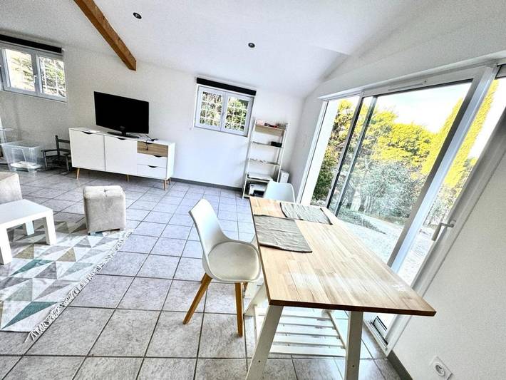 Gîte pour 6 personnes, avec jardin à Saint-Martin-de-Londres - 3