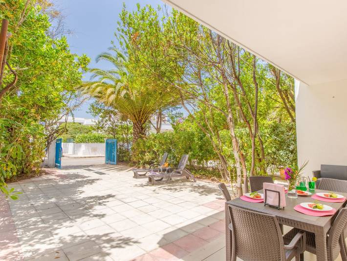 Villa in Gehweite des Strandes in Pantanagianni, Carovigno