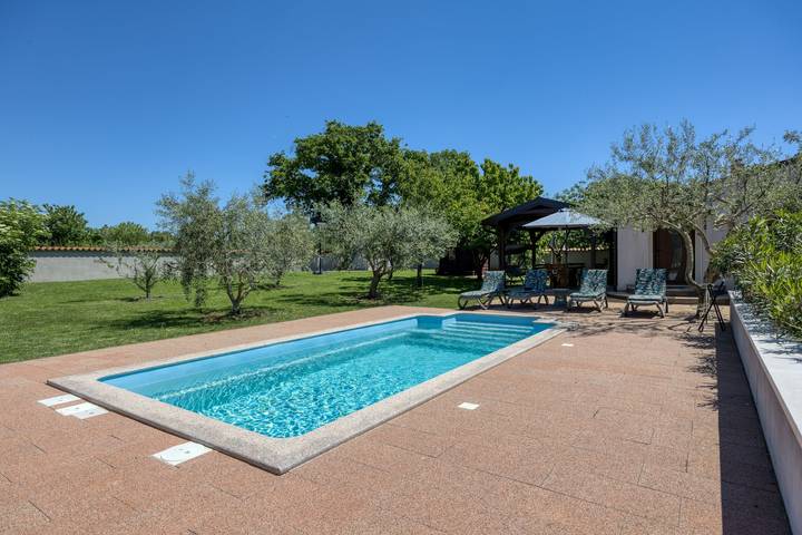 House Stella Nature with private Pool in Valtura, Südküste Istrien