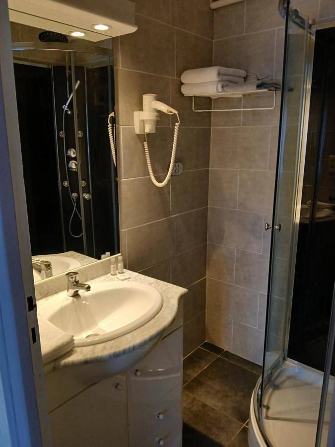 Location de vacances pour 2 personnes, avec terrasse à Aspres-sur-Buëch - 2