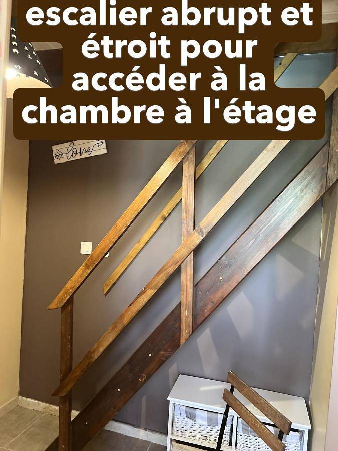 Maison d’hôte pour 2 personnes, avec vue et piscine ainsi que jardin et terrasse dans le Jura - 2