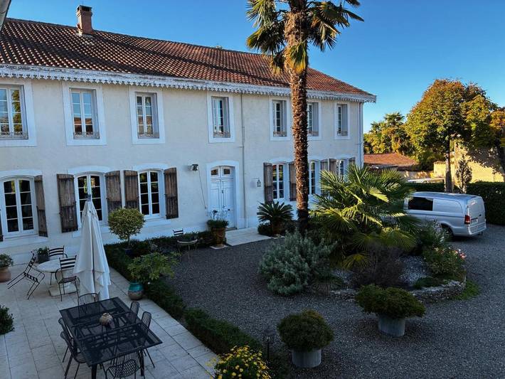 Chambre d’hôte pour 3 personnes, avec jacuzzi ainsi que piscine et jardin dans les Landes