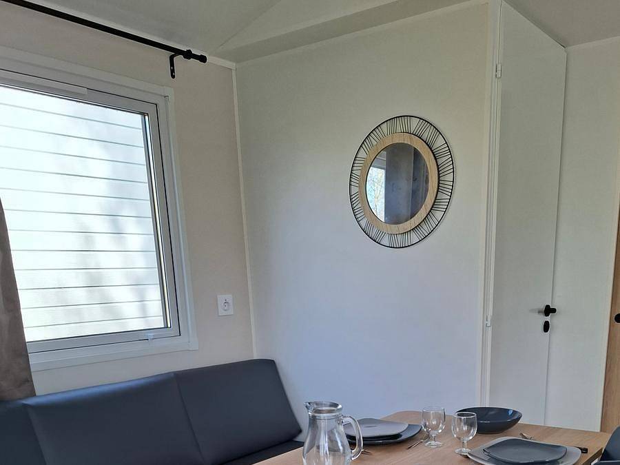 Camping du Grand Pré - Mobilhome 2 personas - Le Nénuphar Parcela 7- 1 Habitación in Long, Región de Abbeville