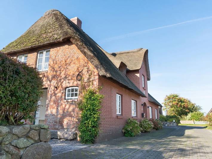 Ferienhaus für 4 Personen, mit Terrasse und Garten, kinderfreundlich in Oldsum - 3