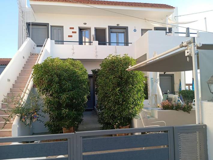 Gîte pour 4 personnes, avec terrasse et jardin dans Σκάλα Ερεσού - 3