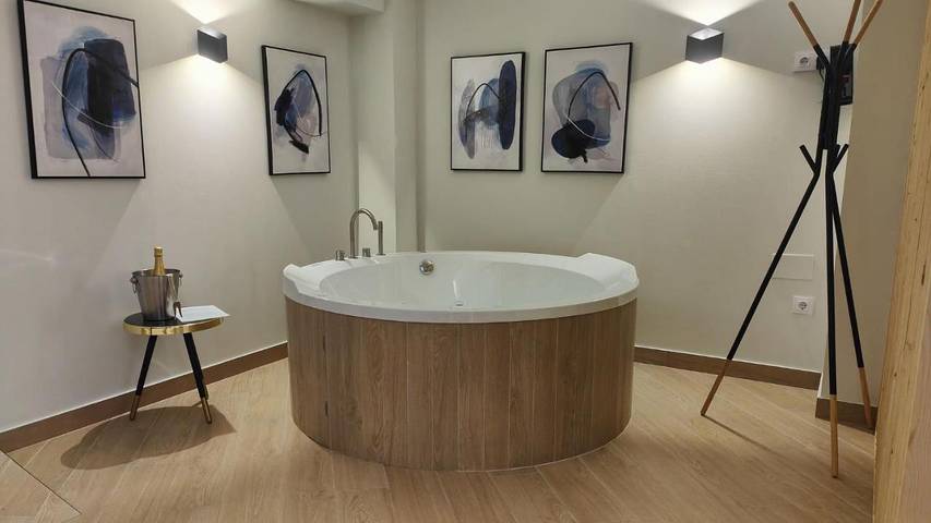 Apartamento de vacaciones para 2 personas, con jacuzzi y terraza en Sierra de Cádiz - 4