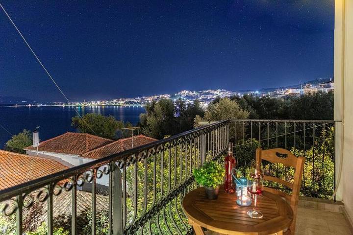 Maison d’hôte pour 4 personnes, avec Balcon et Terrasse ainsi que Jardin et Vue à Messine