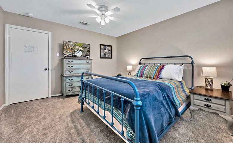 Location de vacances pour 7 personnes, avec jardin et terrasse, animaux acceptés à Waco