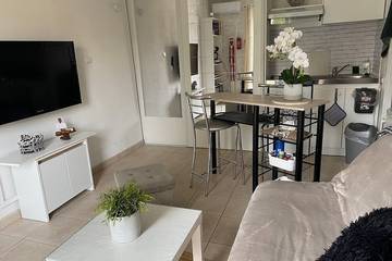 Gîte pour 2 personnes, avec jacuzzi et jardin à Le Cannet-des-Maures