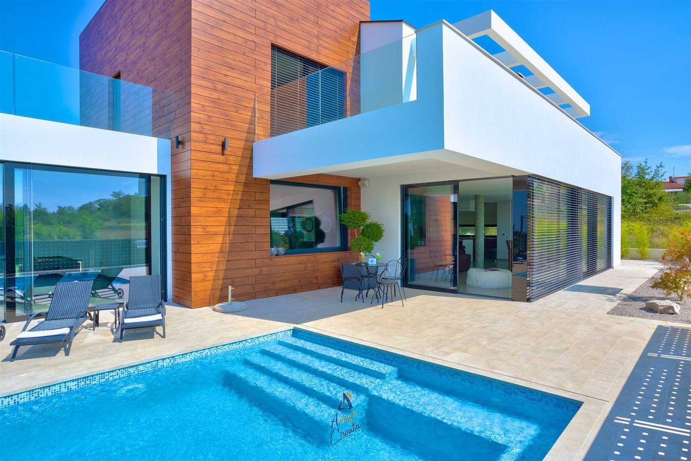 Lebendige, moderne 5-Zimmer-Villa für 10+2, mit Pool und Meerblick in Visnjan, Općina Višnjan