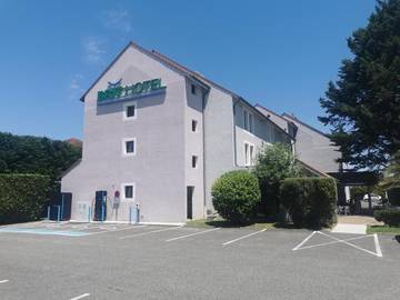 Hôtel pour 2 personnes, avec terrasse à Lons