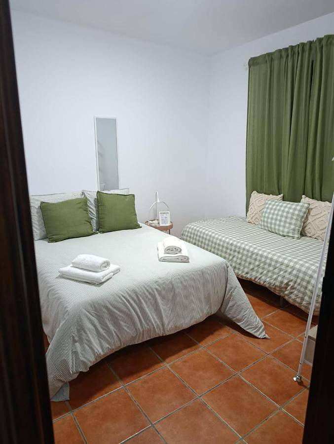 Casa rural para 8 personas, con Balcón y Terraza además de Jardín y Vistas en Jerez de los Caballeros - 2