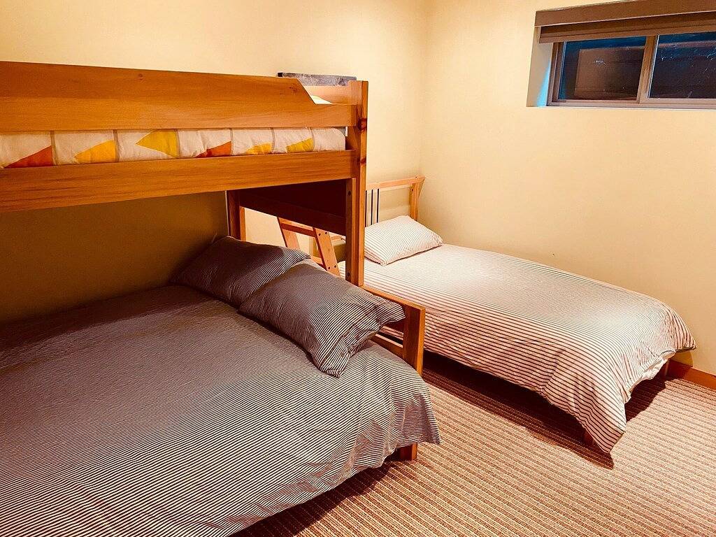 Stunning Mountain Retreat in Golden Bc in Kicking Horse