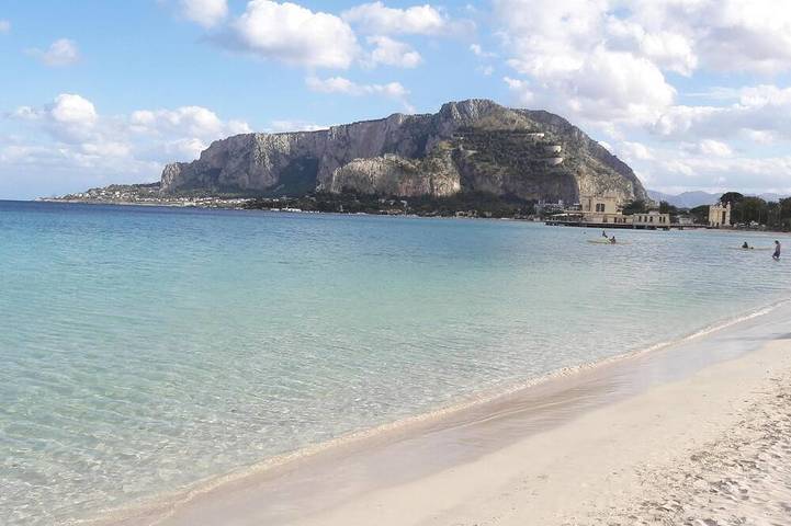 Ferienwohnung für 4 Personen, mit Terrasse in Mondello