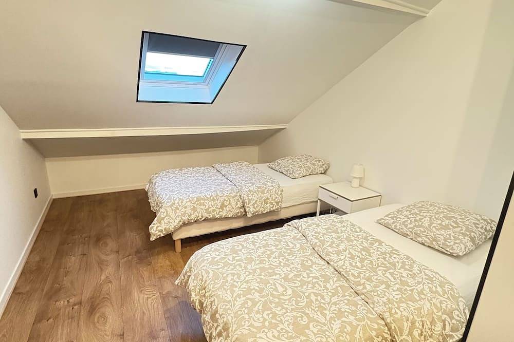 Apartamento entero, Beautiful apartment near Charles de Gaulle airport Paris I Disney I Asterix in Tremblay-en-France, Sena-Saint Denis