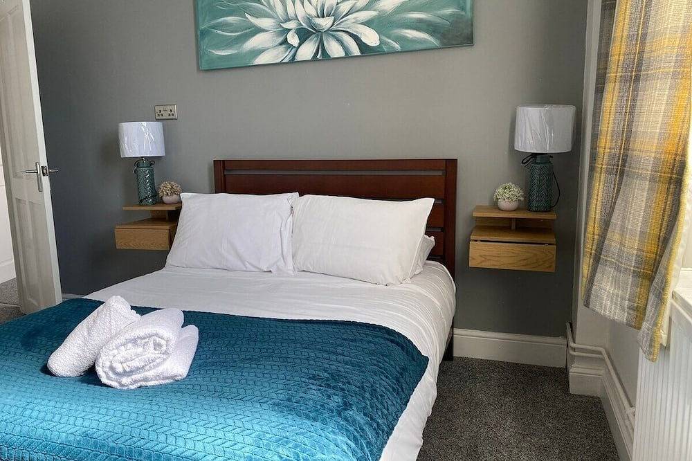 Apartment for 6 People in Swansea, Swansea region